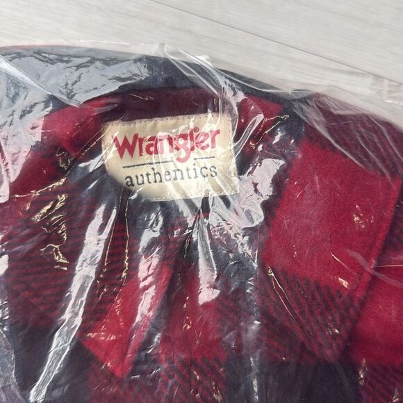 Wrangler Men's Fleece Buffalo Plaid Relaxed Fit Long Sleeve Shirt S NWT in pkg - Picture 5 of 6